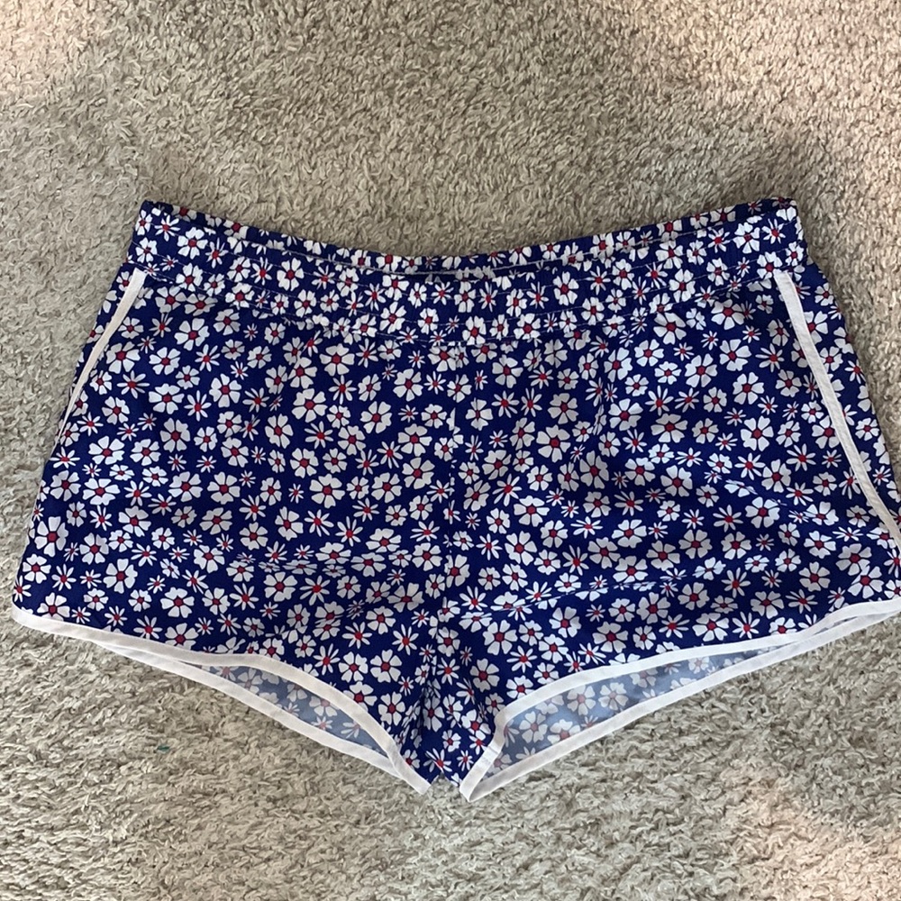 Women’s Shorts, size S